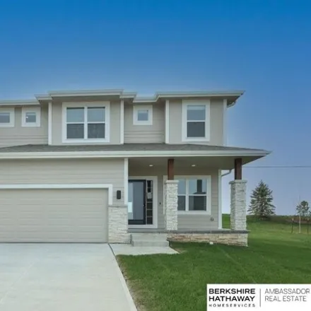 Buy this 4 bed house on 10532 South 113th Street in Sarpy County, NE 68046