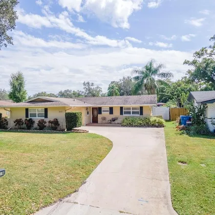 Buy this 3 bed house on 2018 Pinehurst Drive in Palm Harbor, FL 33763