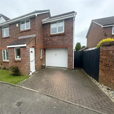 Buy this 4 bed duplex on Easby Close in Durham, DL14 0RX
