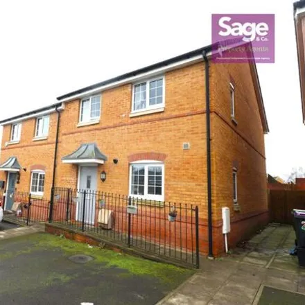Buy this 3 bed duplex on Foundry Cottages in Pontypool, NP4 5JQ