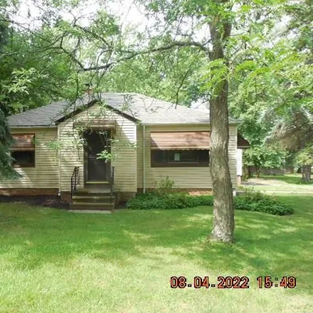 Buy this 2 bed house on 1421 Mapleview Drive in Seven Hills, OH 44131