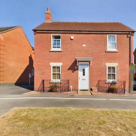 Buy this 4 bed house on Blackfriars Road in Lincoln, LN2 4WS