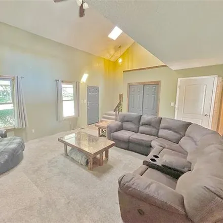 Image 7 - 511 Northwest 42nd Street, Blue Springs, MO 64015, USA - House for sale