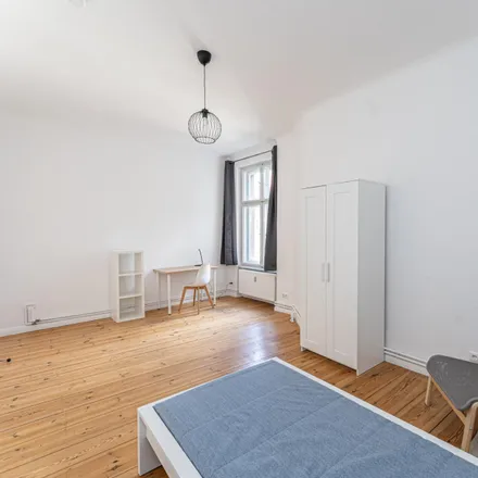 Image 2 - CHI.BAR, Gabriel-Max-Straße 2, 10245 Berlin, Germany - Room for rent