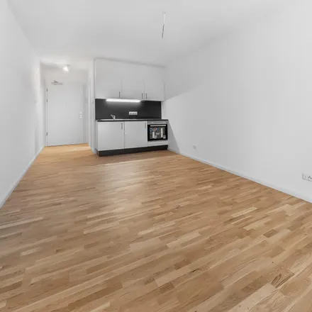 Rent this studio apartment on Löwenberger Straße 1 in 10315 Berlin, Germany