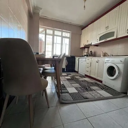 Rent this 2 bed apartment on Çifçi Apartman in Gazi Osman Paşa Caddesi 25-27, 34295 Küçükçekmece