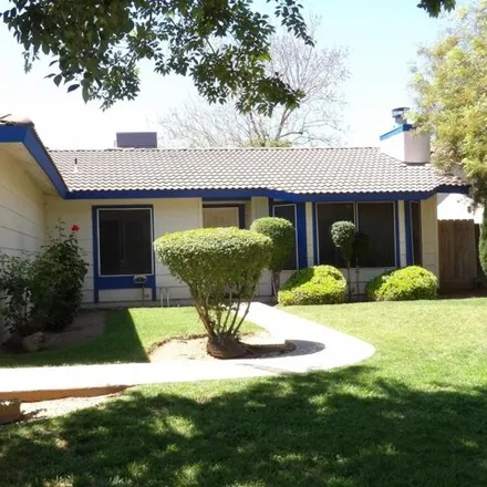 Buy this 3 bed house on 3759 North Cleo Avenue in Fresno, CA 93722