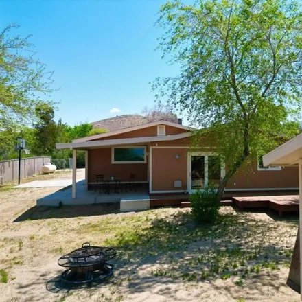 Image 4 - 11101 Marcia Street, Bella Vista, Kern County, CA 93283, USA - House for sale