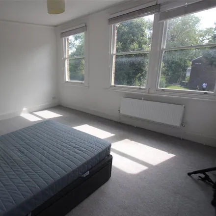 Rent this studio townhouse on Catford Hill in London, SE6 4PJ