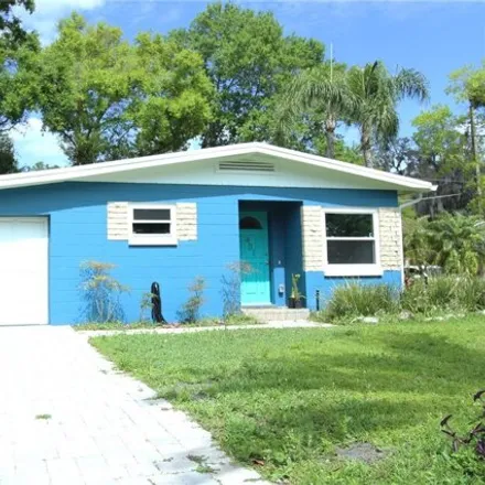 Rent this 2 bed house on 1118 Poinsettia Avenue in Orlando, FL 32804