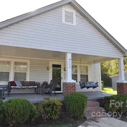 Buy this 2 bed house on 508 Old York Road in Chester, SC 29706
