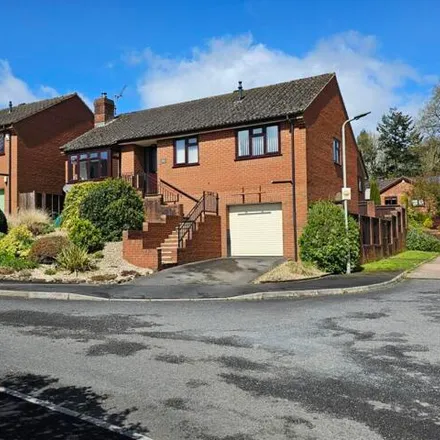 Buy this 3 bed house on 15 Ashley Rise in Tiverton, EX16 5PW