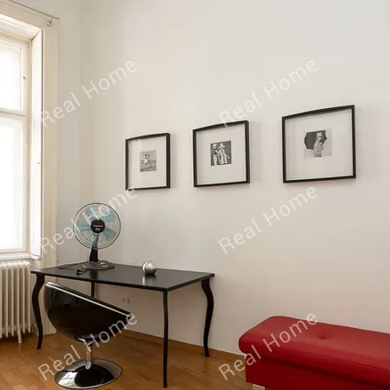 Rent this 2 bed apartment on Szeged in Párizsi körút, 6722