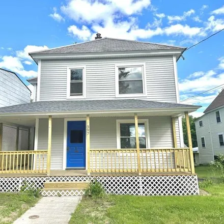 Buy this 4 bed house on 397 Washington St in Keene, New Hampshire