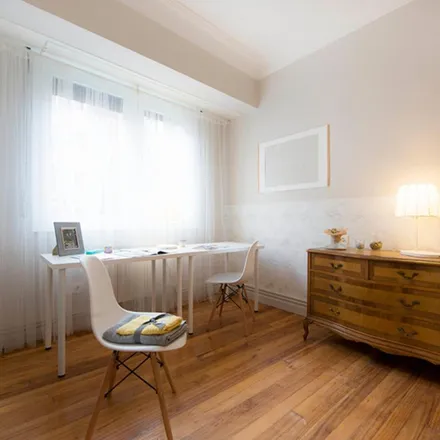 Rent this 4 bed apartment on Avenida Madariaga / Madariaga etorbidea in 16, 48014 Bilbao