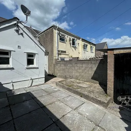 Image 7 - 72 Ton Row, Pentre, CF41 7AN, United Kingdom - Townhouse for rent