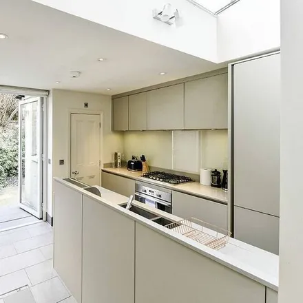 Image 7 - London, SW1W 8HR, United Kingdom - House for rent