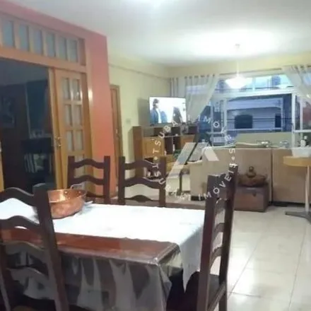 Buy this 3 bed apartment on Travessa Apinagés 946 in Batista Campos, Belém - PA