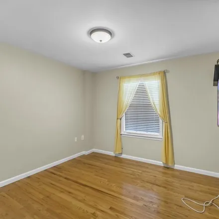 Rent this 3 bed apartment on 14 Chester Avenue in Newark, NJ 07104