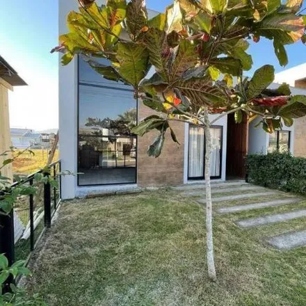 Buy this 3 bed house on Rua Diamante in Areias de Palhocinha, Garopaba - SC