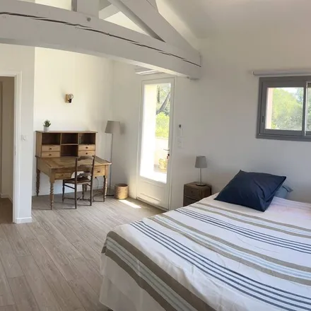 Rent this 5 bed house on 83400 Hyères