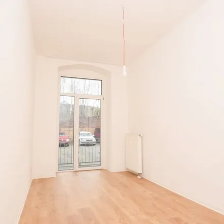 Rent this 3 bed apartment on Reichenhainer Straße 7 in 09126 Chemnitz, Germany