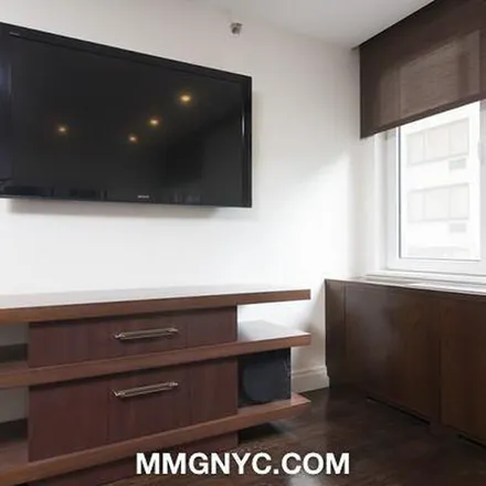 Image 5 - Crystal Pavilion, 805 3rd Avenue, New York, NY 10035, USA - Apartment for rent
