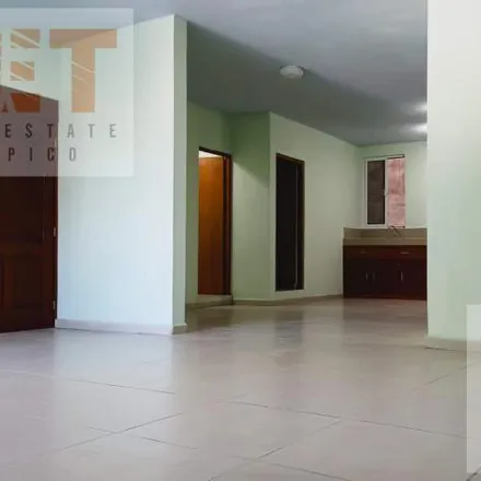 Buy this 3 bed apartment on Avenida Rosalío Bustamante in 89160 Tampico, TAM