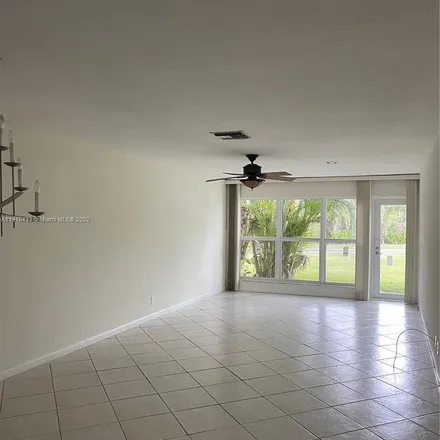 Image 4 - 13892 Royal Palm Court, Palm Beach County, FL 33484, USA - Apartment for rent