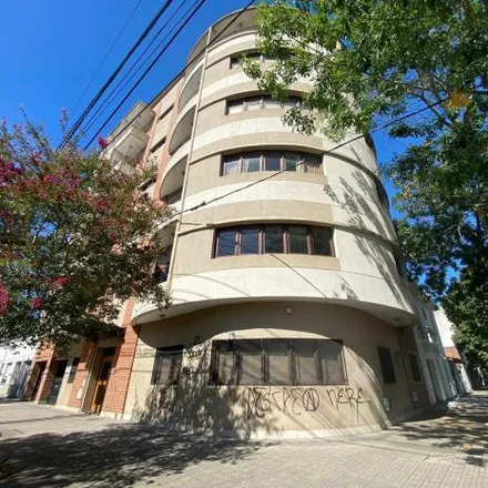 Rent this 1 bed apartment on Comisaría La Plata 2° in Avenida 38, Partido de La Plata