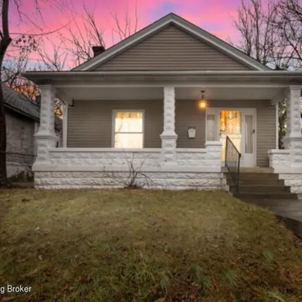 Buy this studio house on 2509 Grand Avenue in Louisville, KY 40210