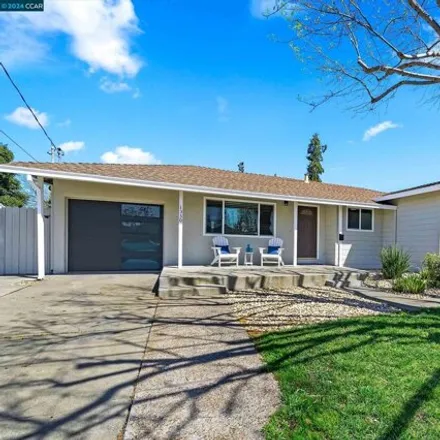 Buy this 4 bed house on 1312 Evergreen Drive in Concord, CA 94520