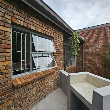 Image 8 - Geelhout Street, Equarand, Newcastle, 2940, South Africa - Townhouse for rent