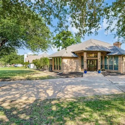 Buy this 5 bed house on 226 Camino Real West in Lucas, TX 75098