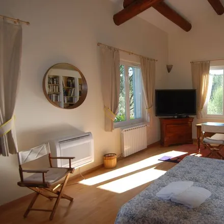 Rent this 6 bed house on Route de Caromb in 84330 Modène, France