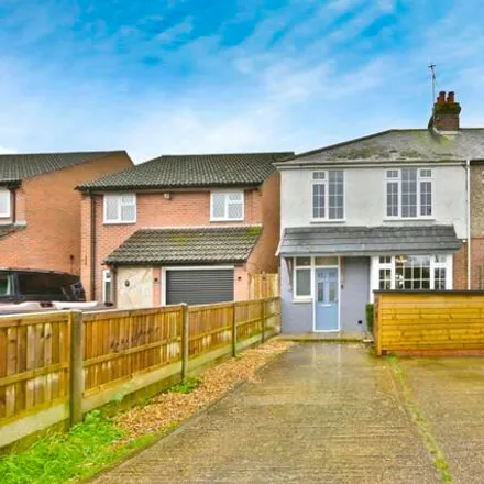 Buy this 4 bed house on Durley Avenue in Waterlooville, Hampshire