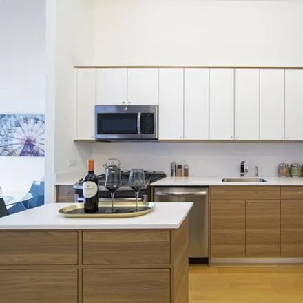 Rent this 1 bed apartment on Eagle Lofts Tower in Queens Street, New York