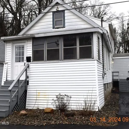 Buy this 3 bed house on 7 Sunnyside Avenue in Roessleville, NY 12205
