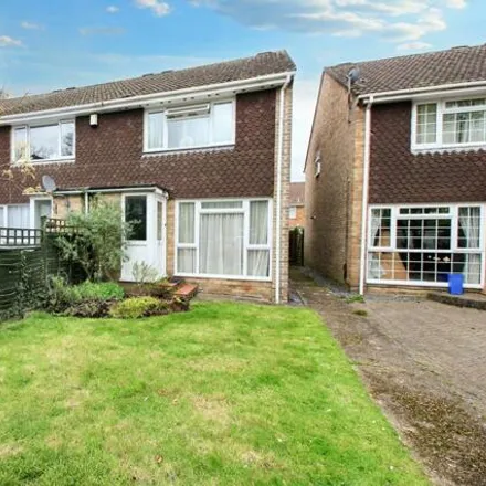 Buy this 3 bed duplex on Daintree Close in Southampton, SO19 0RX