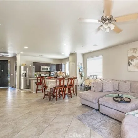 Image 8 - 30889 Oak Knoll Drive, Menifee, CA 92584, USA - House for sale