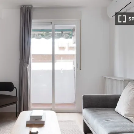Image 2 - Calle de Londres, 55, 28028 Madrid, Spain - Apartment for rent