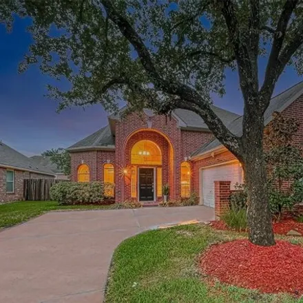 Rent this 4 bed house on Shadowwalk Drive in Houston, TX 77082