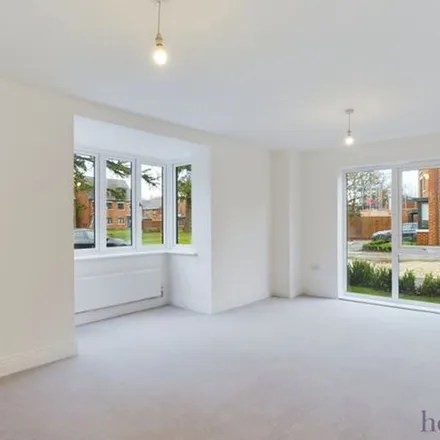 Image 5 - Elizabeth Avenue, Staines-upon-Thames, TW18 1JY, United Kingdom - Apartment for rent
