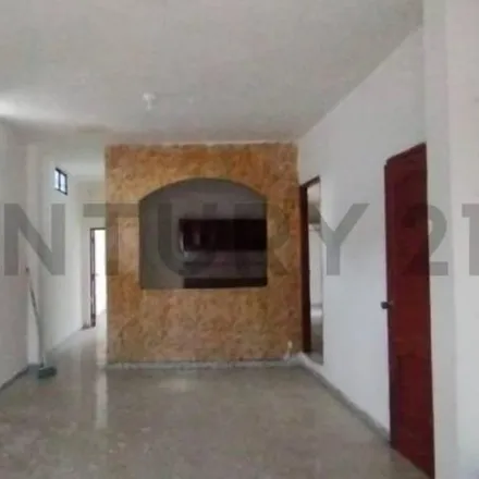Rent this 3 bed apartment on CNT in Luís Cordero Crespo, 090514