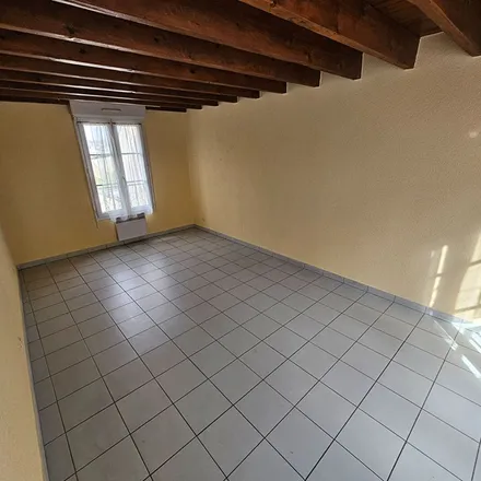 Image 6 - La Croix Gatin, 45300 Pithiviers, France - Apartment for rent