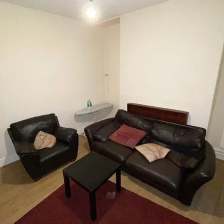 Image 7 - The Red Lounge, 71 Wood Road, Y Graig, CF37 1RJ, United Kingdom - Townhouse for rent