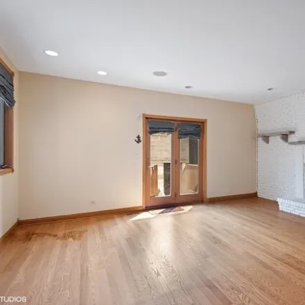 Image 6 - 1631 West Wolfram Street, Chicago, IL 60657, USA - House for rent