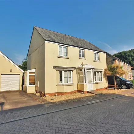 Rent this 4 bed house on The Hurlings in St. Columb Major, TR9 6FE