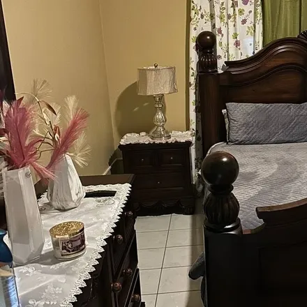 Rent this 2 bed house on Jamaica