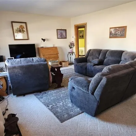 Image 3 - 443 Oscar Avenue North, Canby, Yellow Medicine County, MN 56220, USA - House for sale